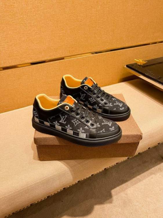 Picture of Louis Vuitton Shoes _SKULVsz38-44hnq112515792